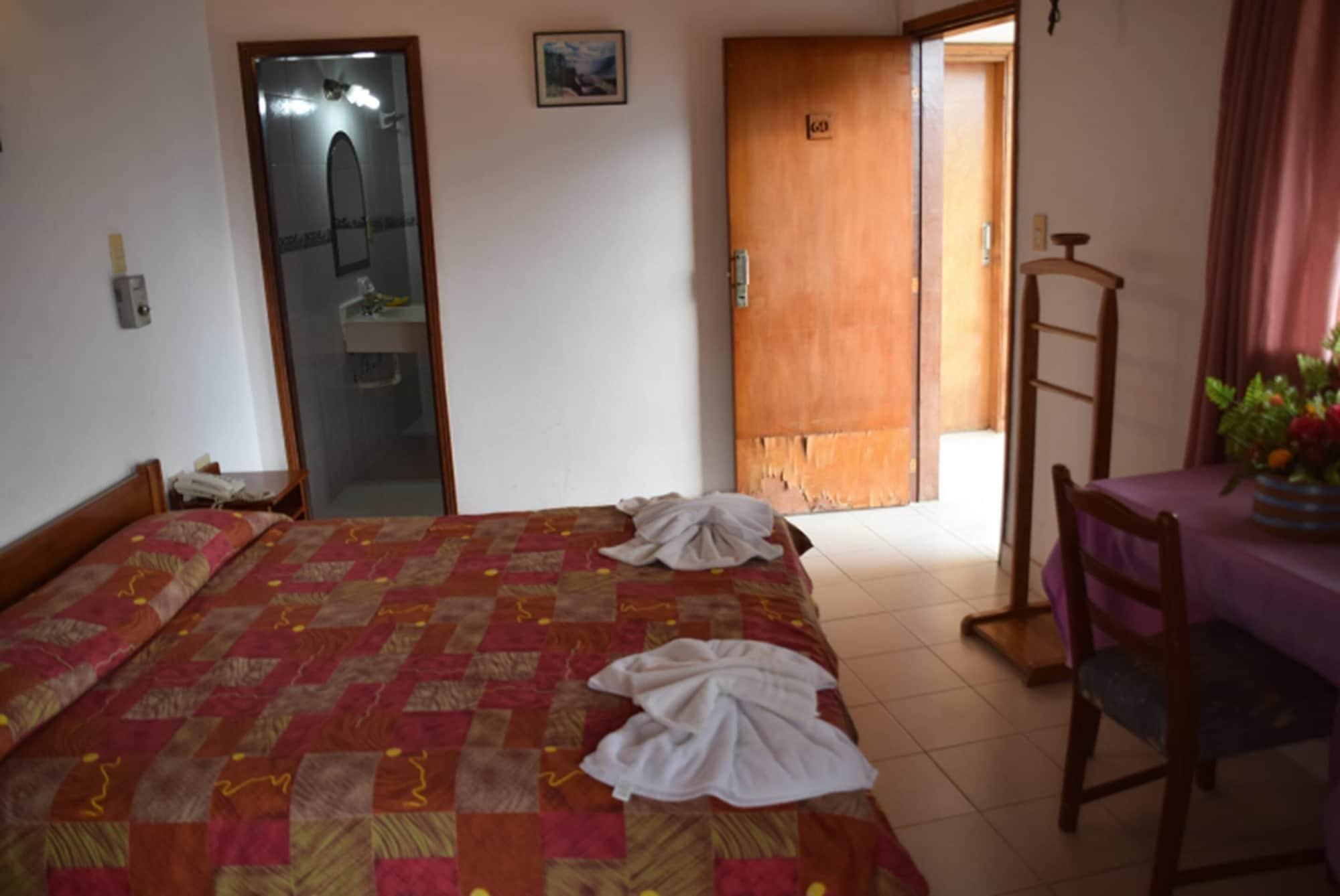 Hotel Palmas Del Sol Asuncion Kültér fotó