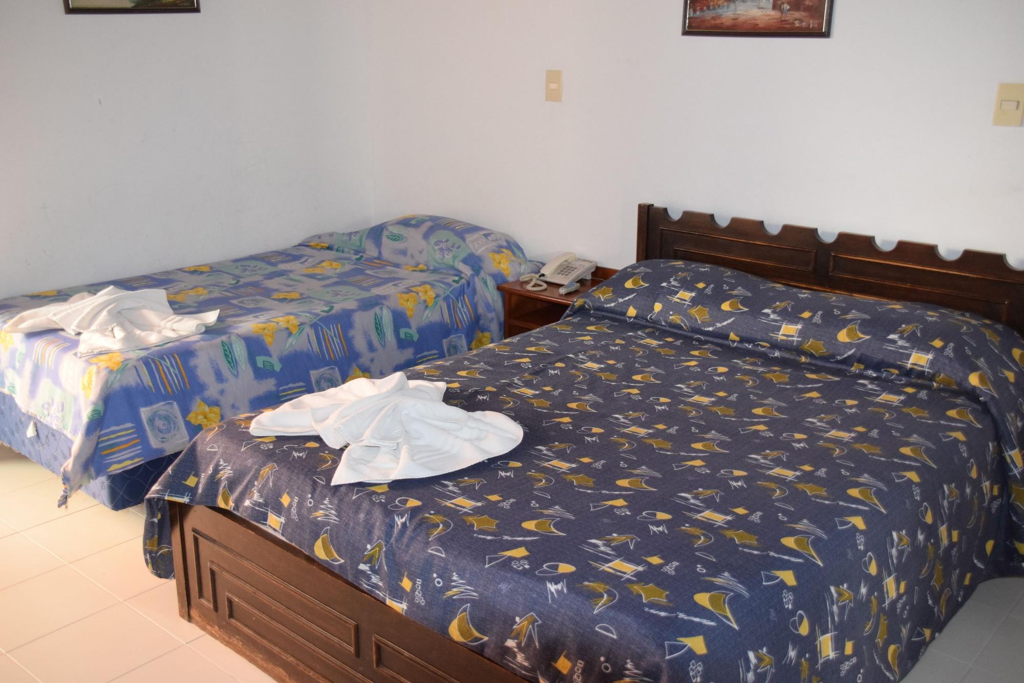 Hotel Palmas Del Sol Asuncion Kültér fotó