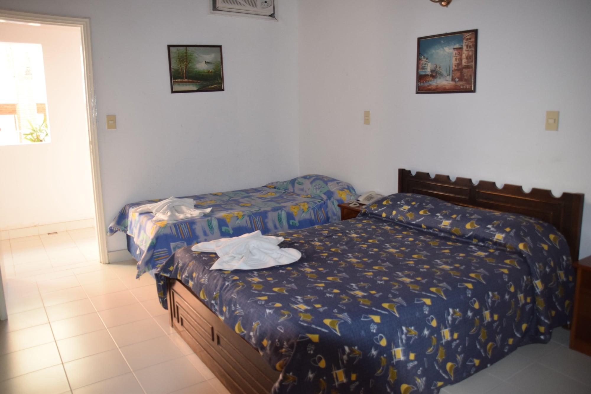 Hotel Palmas Del Sol Asuncion Kültér fotó